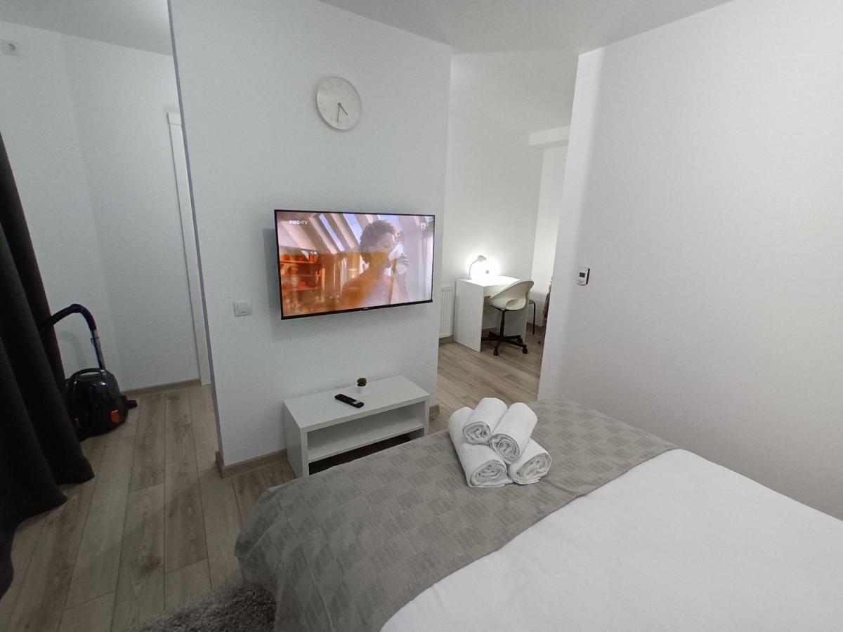 Old Town Studio Apartments Бая-Маре Екстер'єр фото