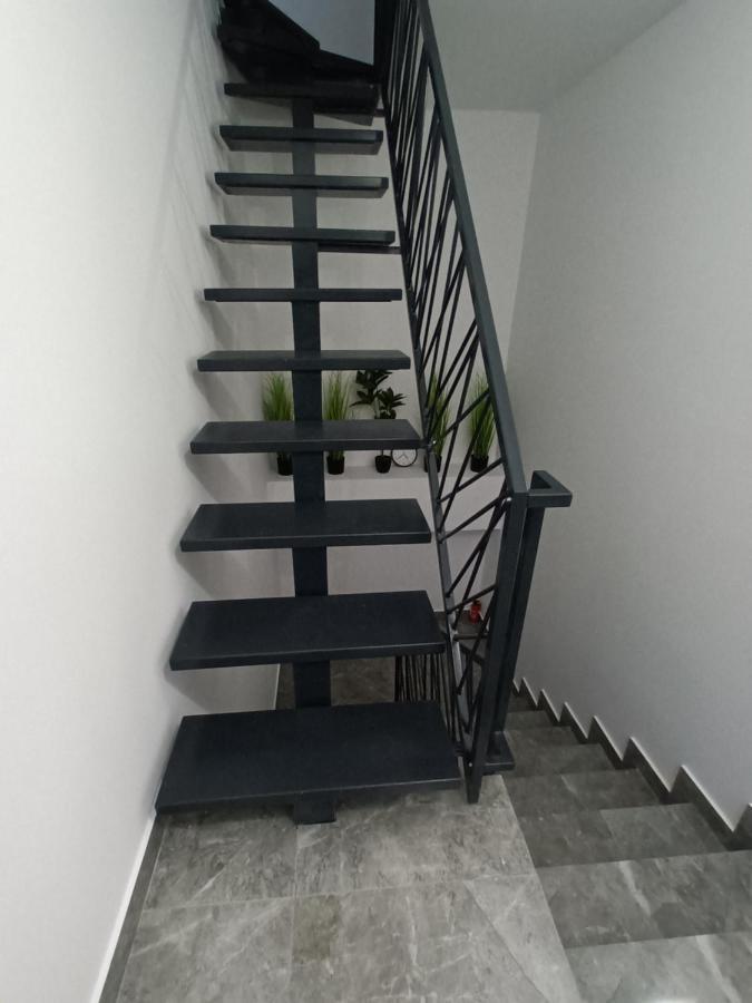 Old Town Studio Apartments Бая-Маре Екстер'єр фото