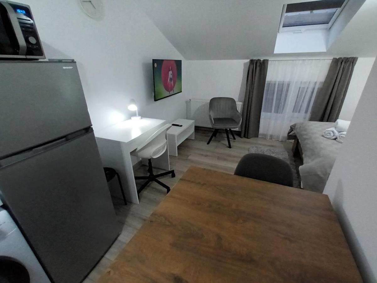 Old Town Studio Apartments Бая-Маре Екстер'єр фото