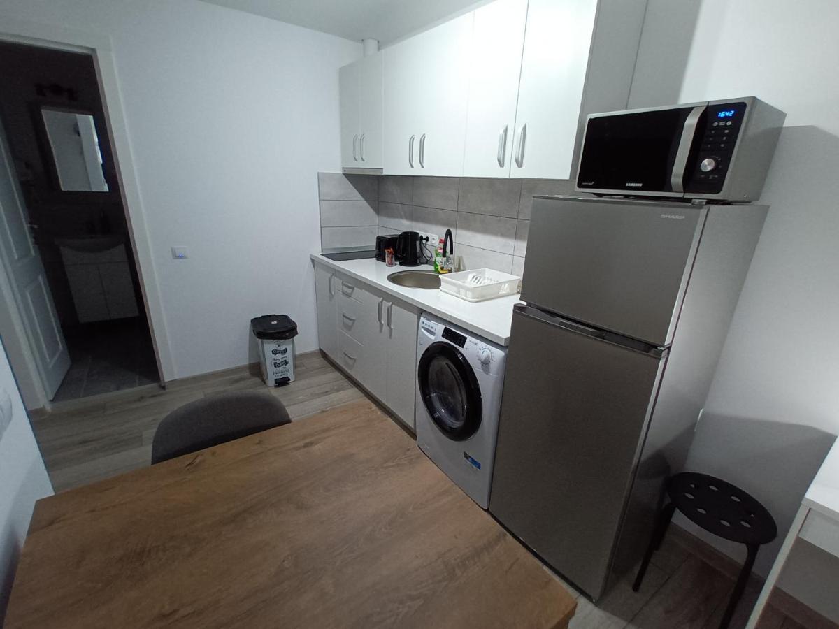 Old Town Studio Apartments Бая-Маре Екстер'єр фото