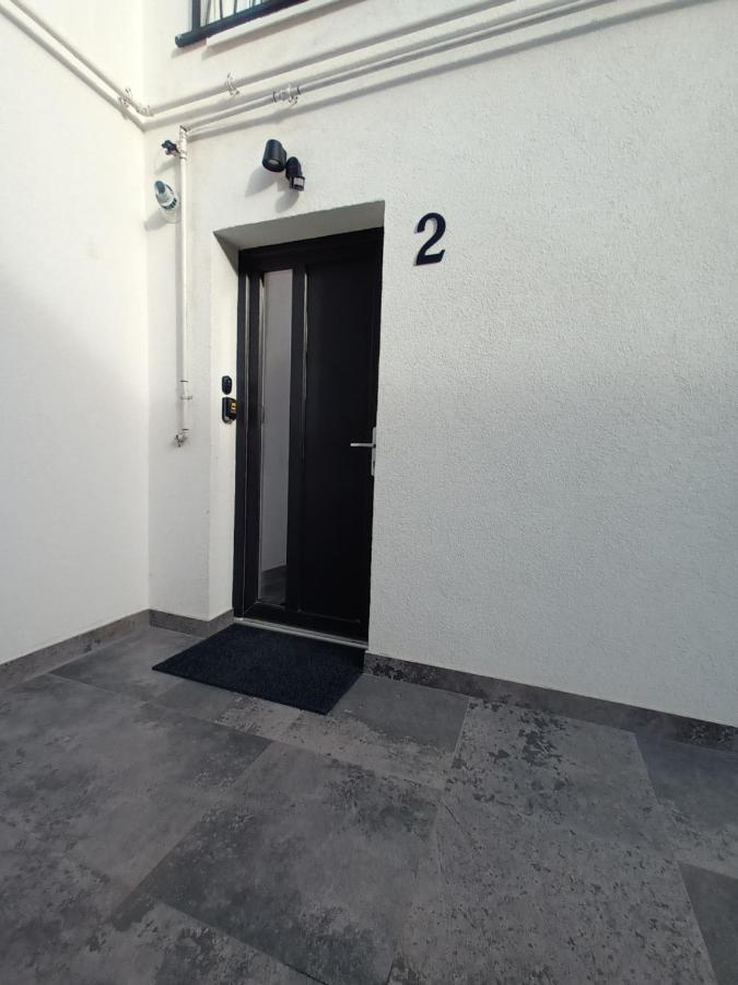 Old Town Studio Apartments Бая-Маре Екстер'єр фото